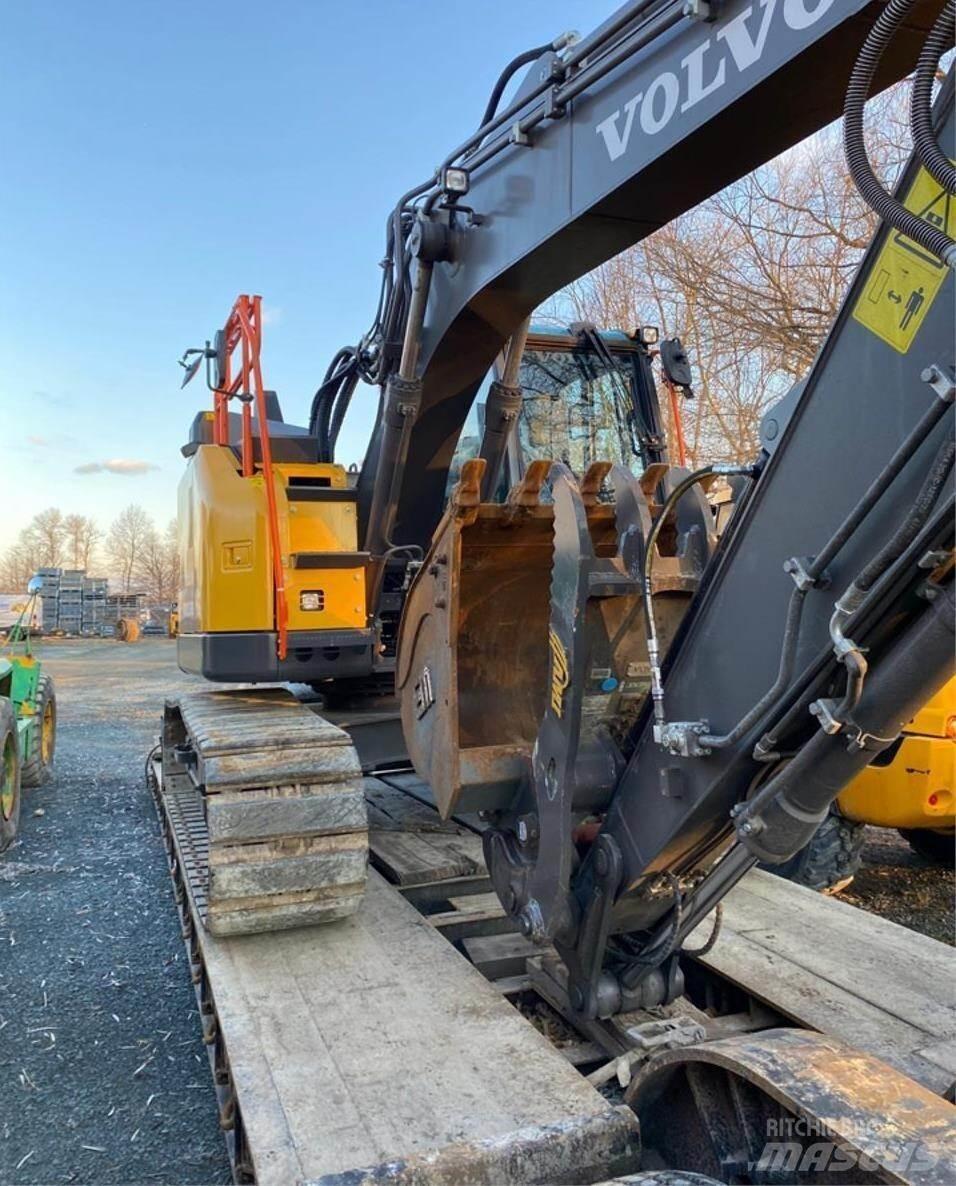 Volvo ECR145EL Гусеничні екскаватори