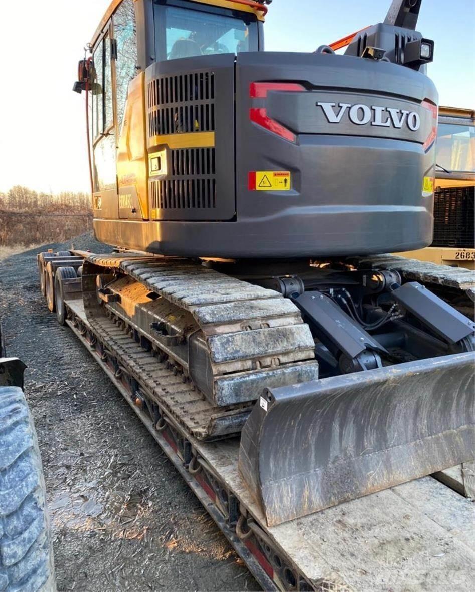 Volvo ECR145EL Гусеничні екскаватори