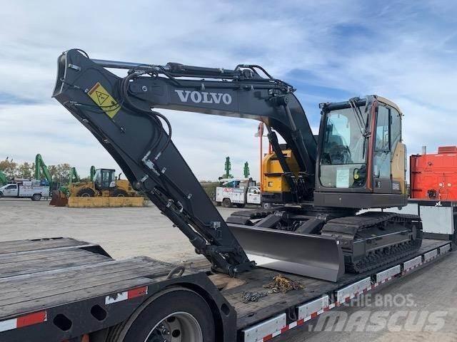Volvo ECR145EL Гусеничні екскаватори