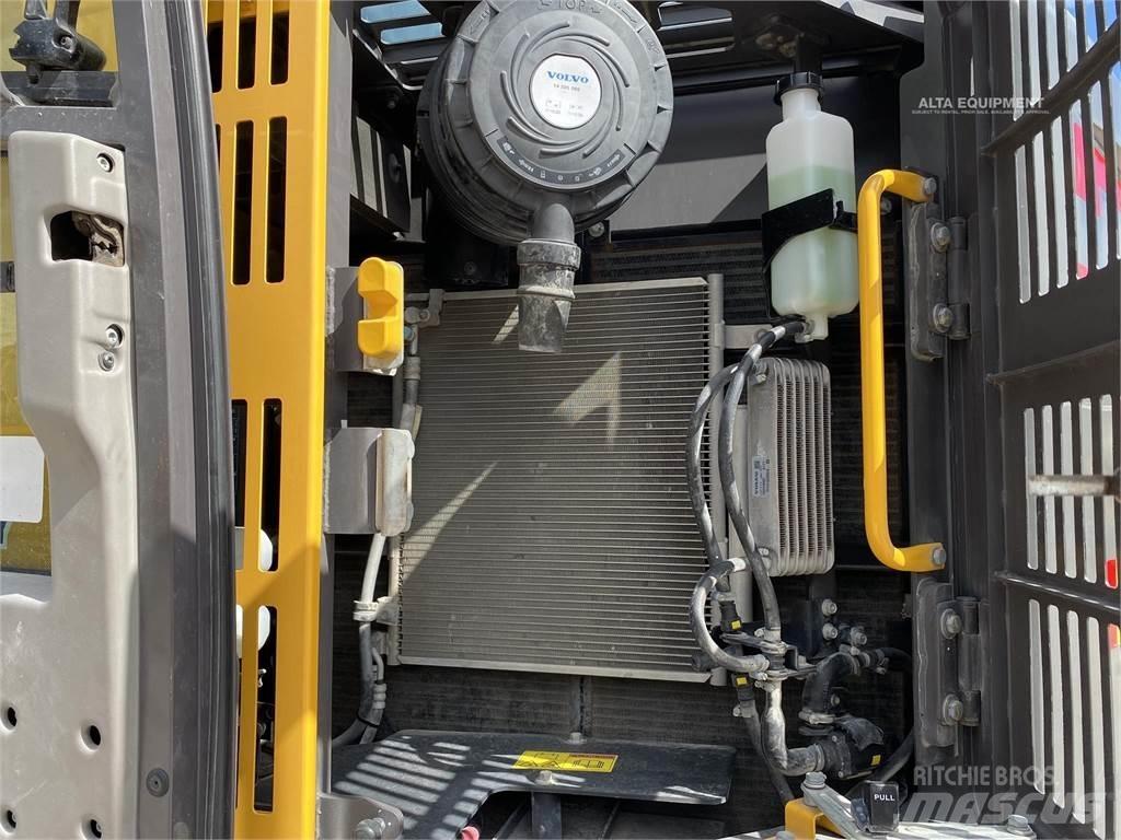 Volvo ECR235EL Гусеничні екскаватори