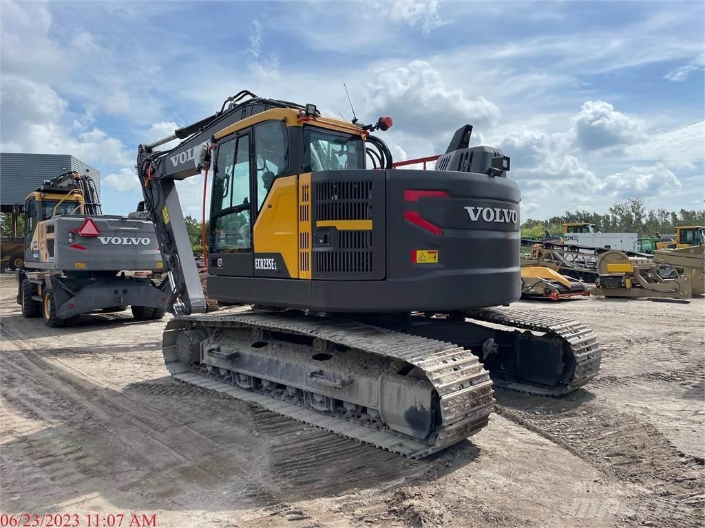 Volvo ECR235EL Гусеничні екскаватори