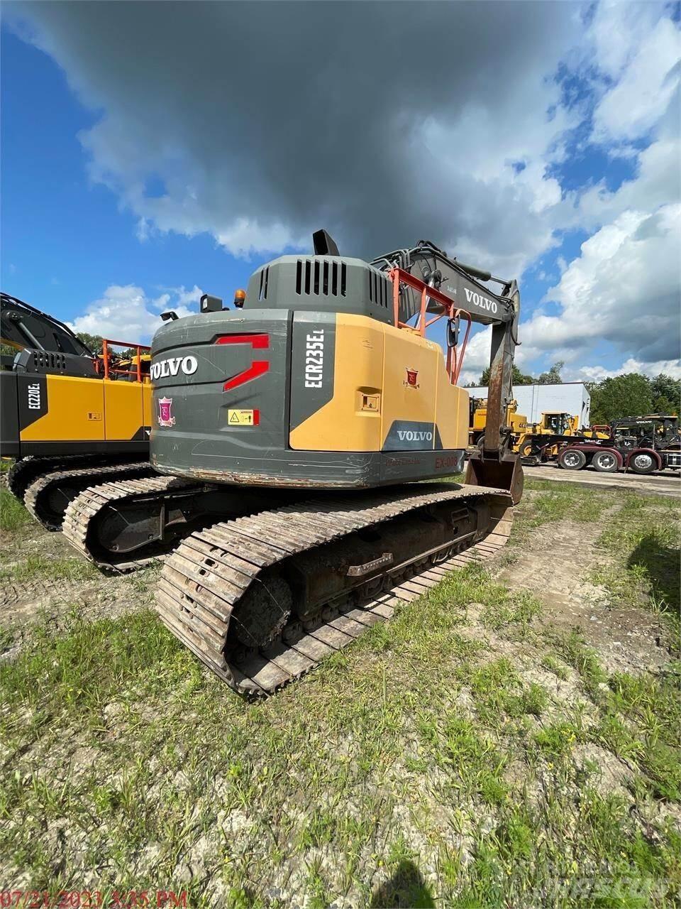 Volvo ECR235EL Гусеничні екскаватори