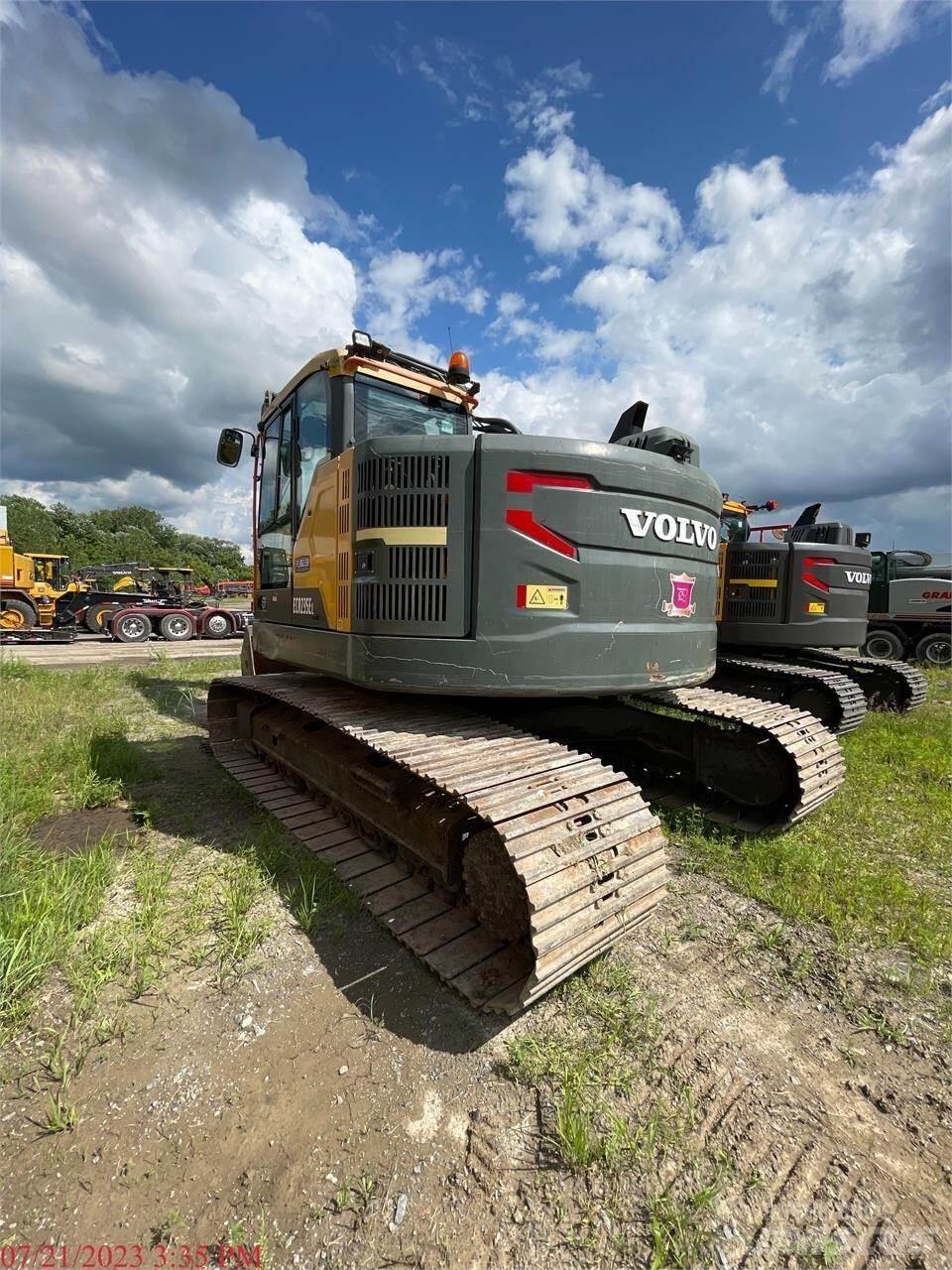 Volvo ECR235EL Гусеничні екскаватори