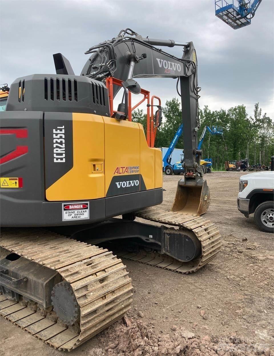 Volvo ECR235EL Гусеничні екскаватори