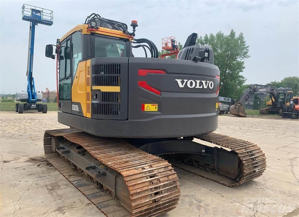 Volvo ECR235EL Гусеничні екскаватори