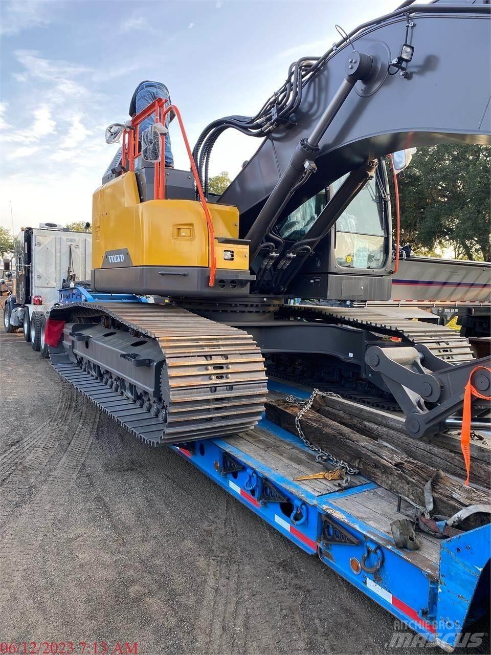 Volvo ECR355EL Гусеничні екскаватори