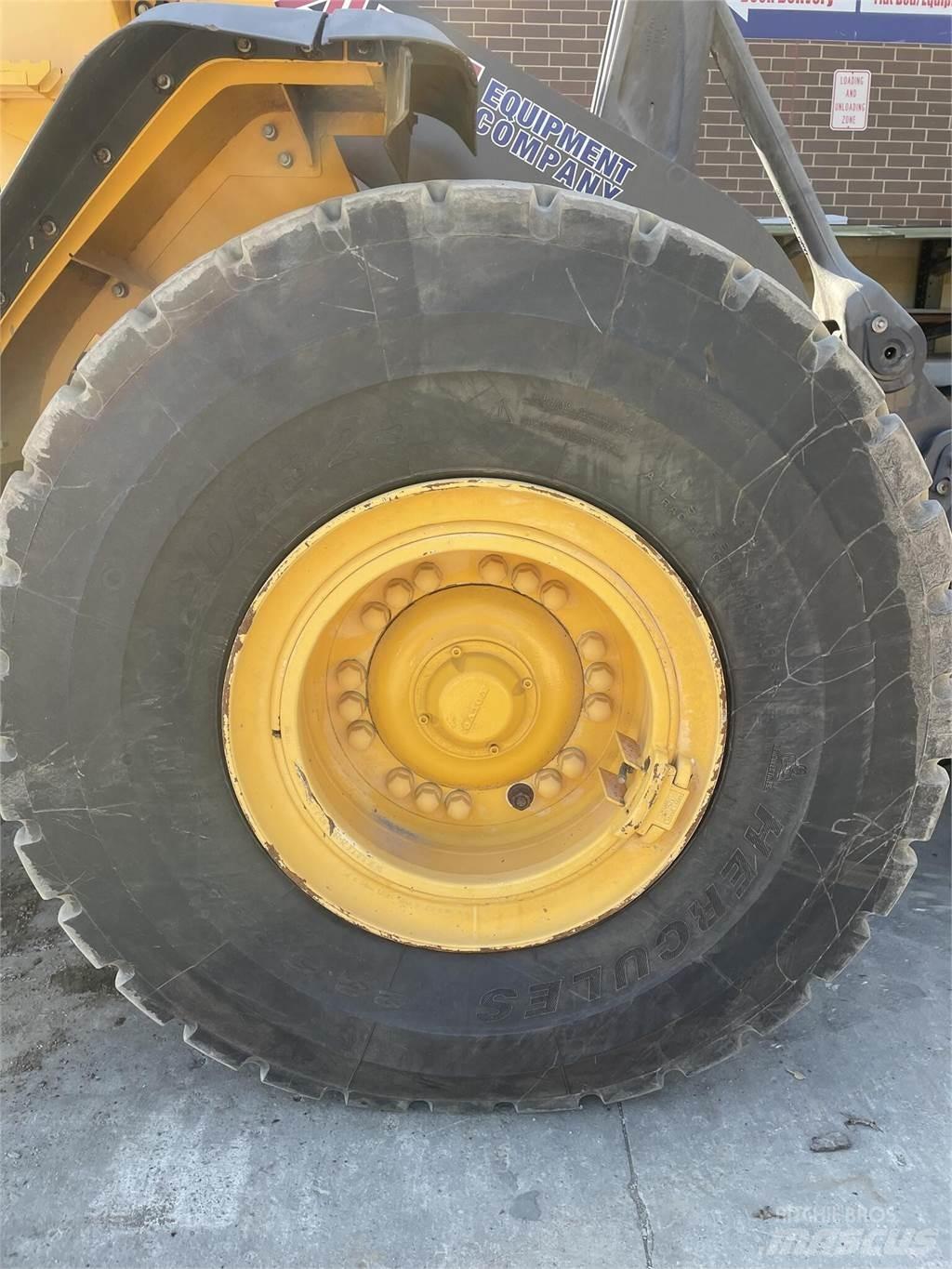 Volvo L110H Фронтальні навантажувачі