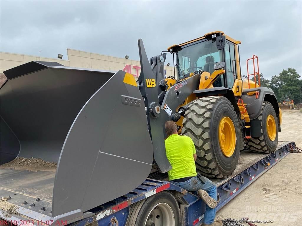 Volvo L120H Фронтальні навантажувачі