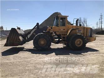 Volvo L220E Фронтальні навантажувачі