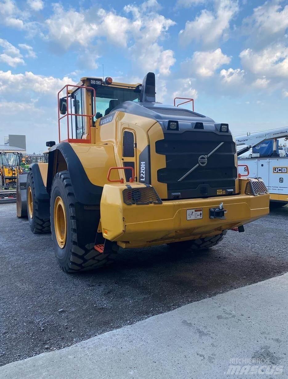 Volvo L220H Фронтальні навантажувачі