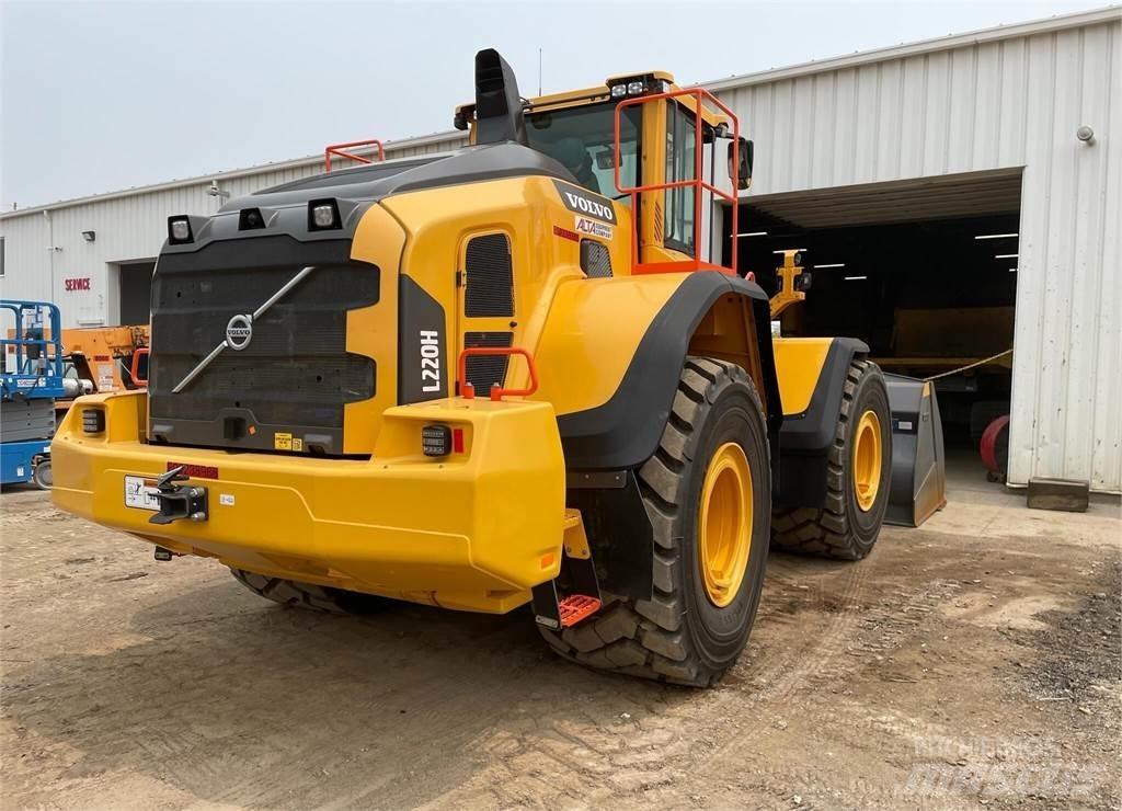 Volvo L220H Фронтальні навантажувачі