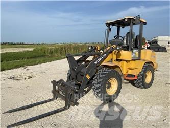 Volvo L30GS Фронтальні навантажувачі