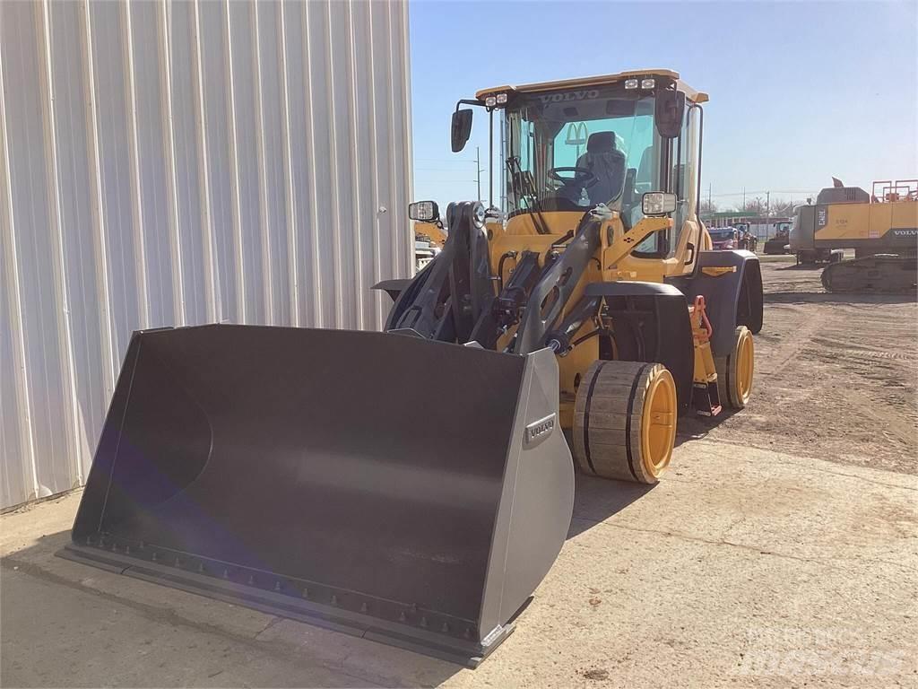 Volvo L60H Фронтальні навантажувачі