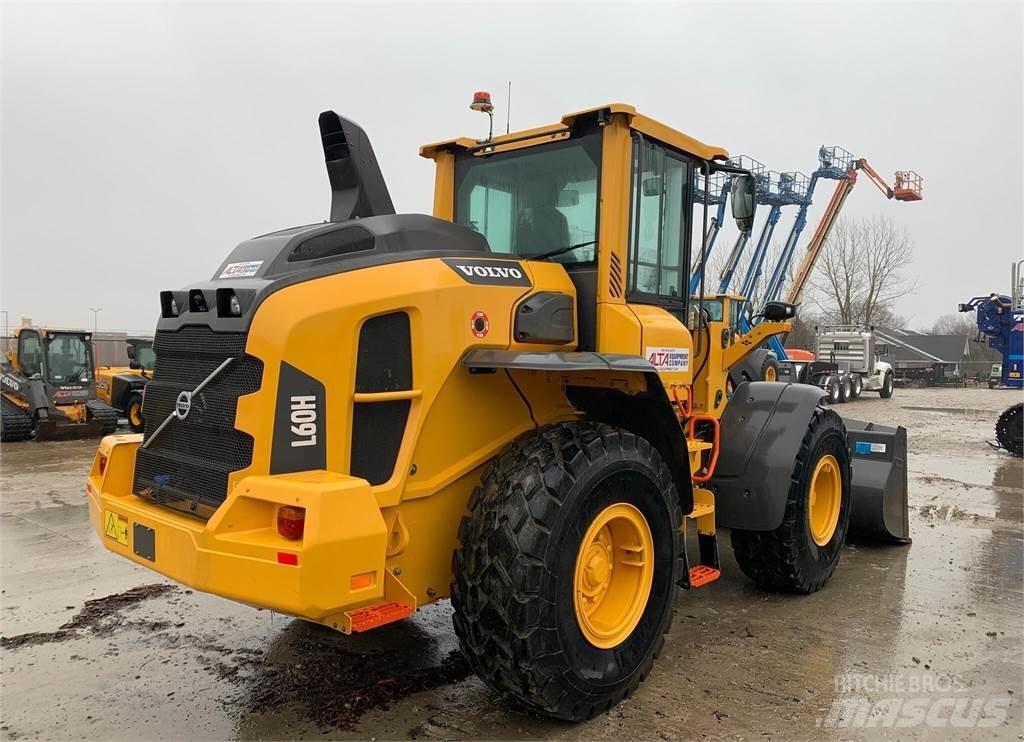 Volvo L60H Фронтальні навантажувачі