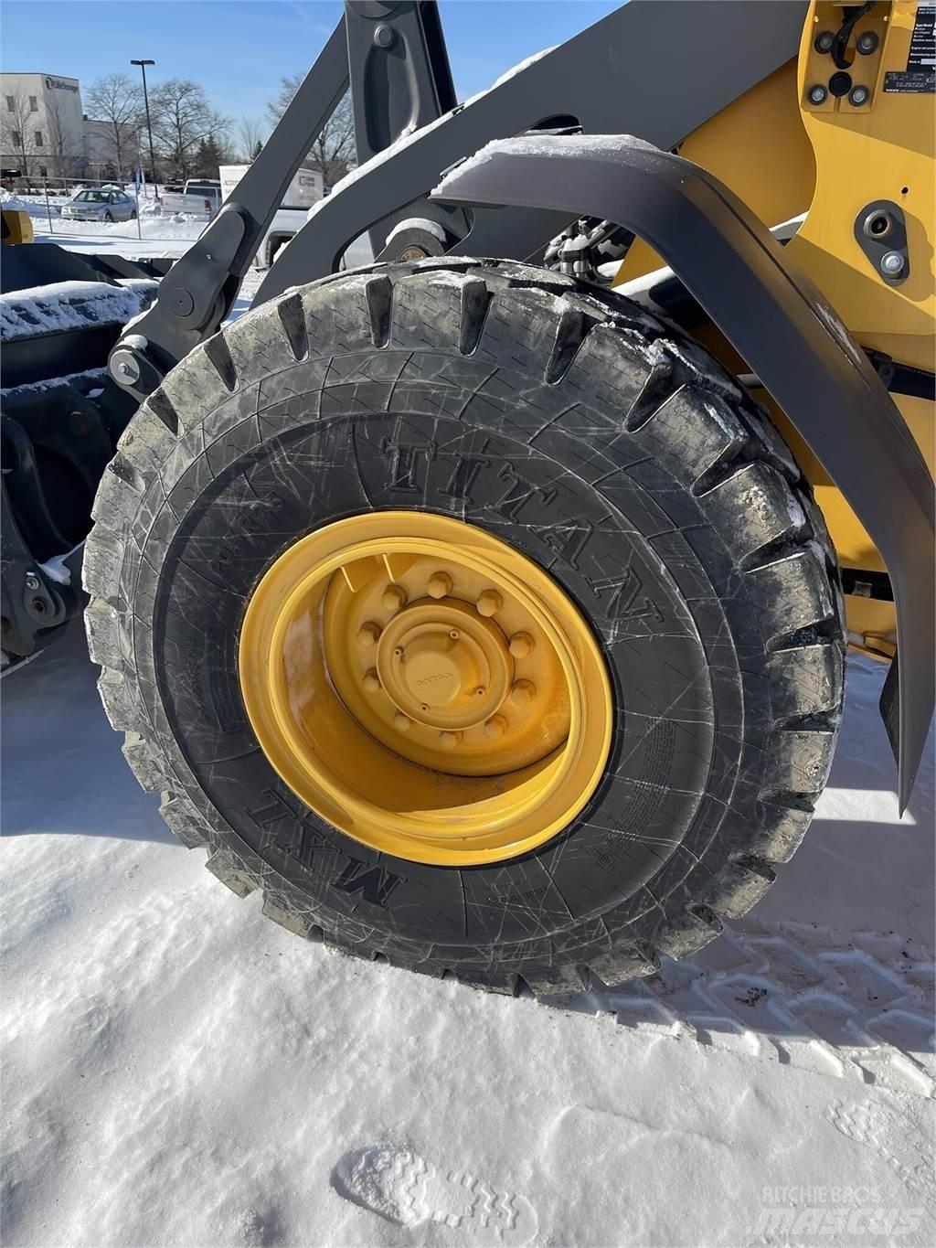 Volvo L60H Фронтальні навантажувачі