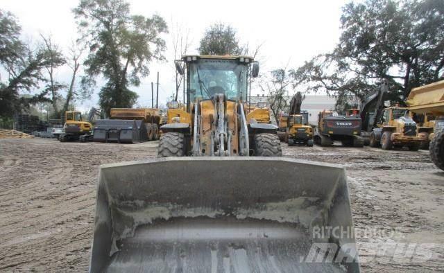 Volvo L70H Фронтальні навантажувачі