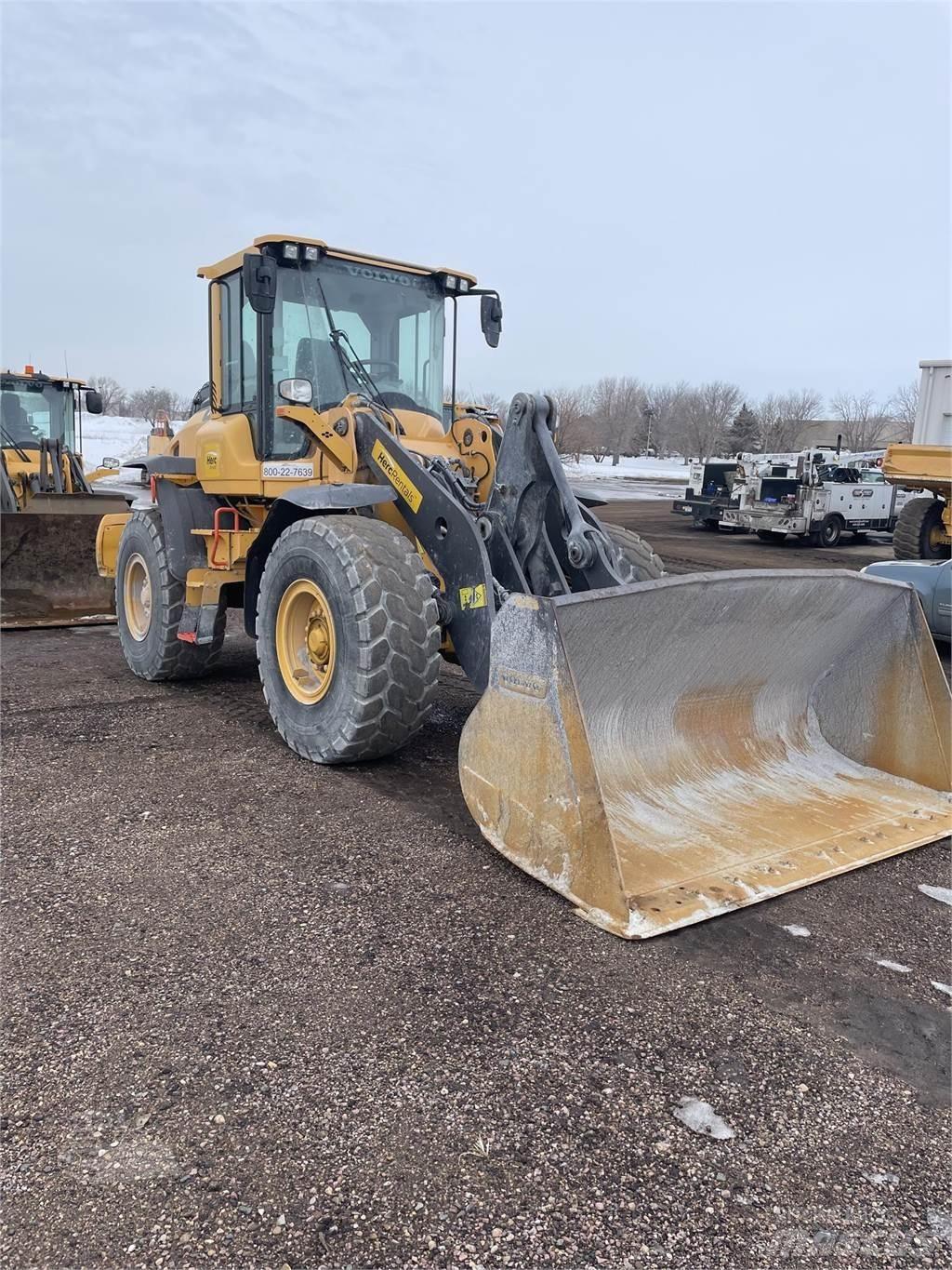 Volvo L70H Фронтальні навантажувачі