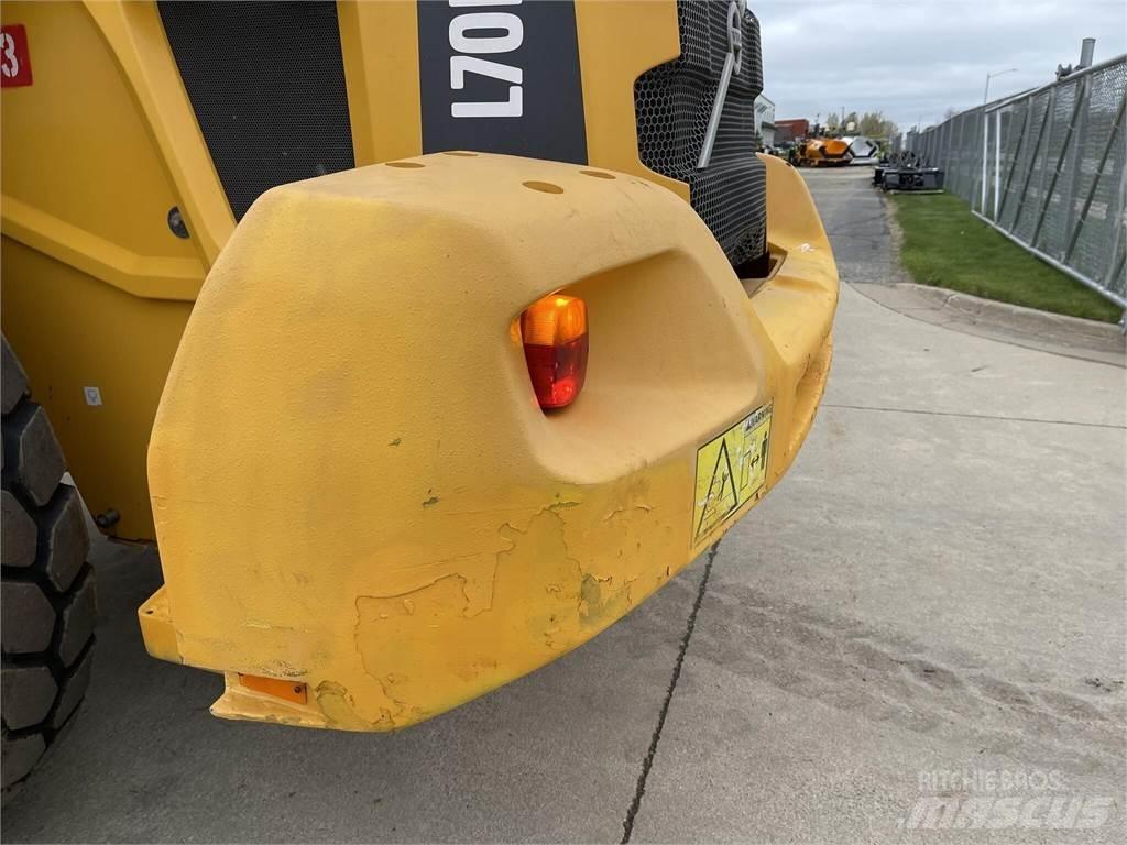 Volvo L70H Фронтальні навантажувачі