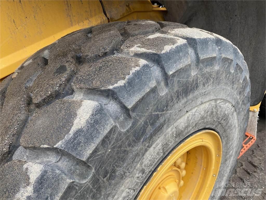 Volvo L70H Фронтальні навантажувачі