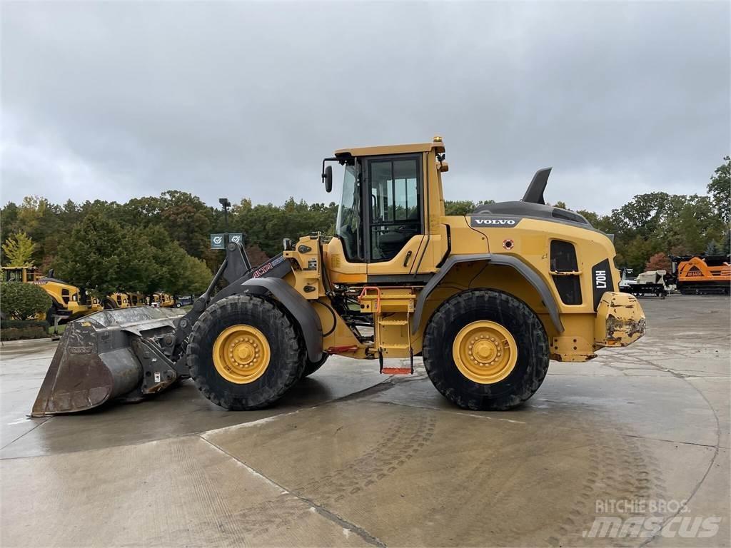 Volvo L70H Фронтальні навантажувачі