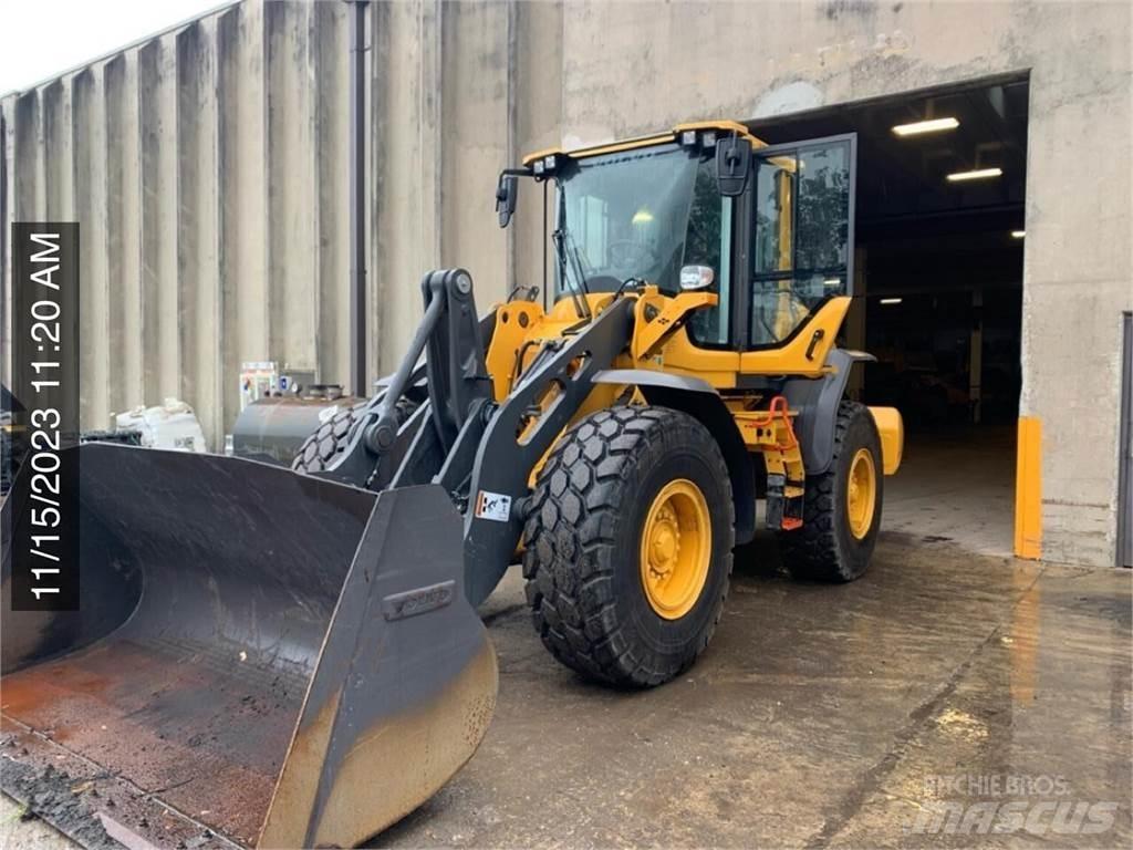 Volvo L70H Фронтальні навантажувачі