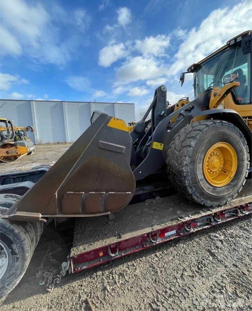 Volvo L90H Фронтальні навантажувачі