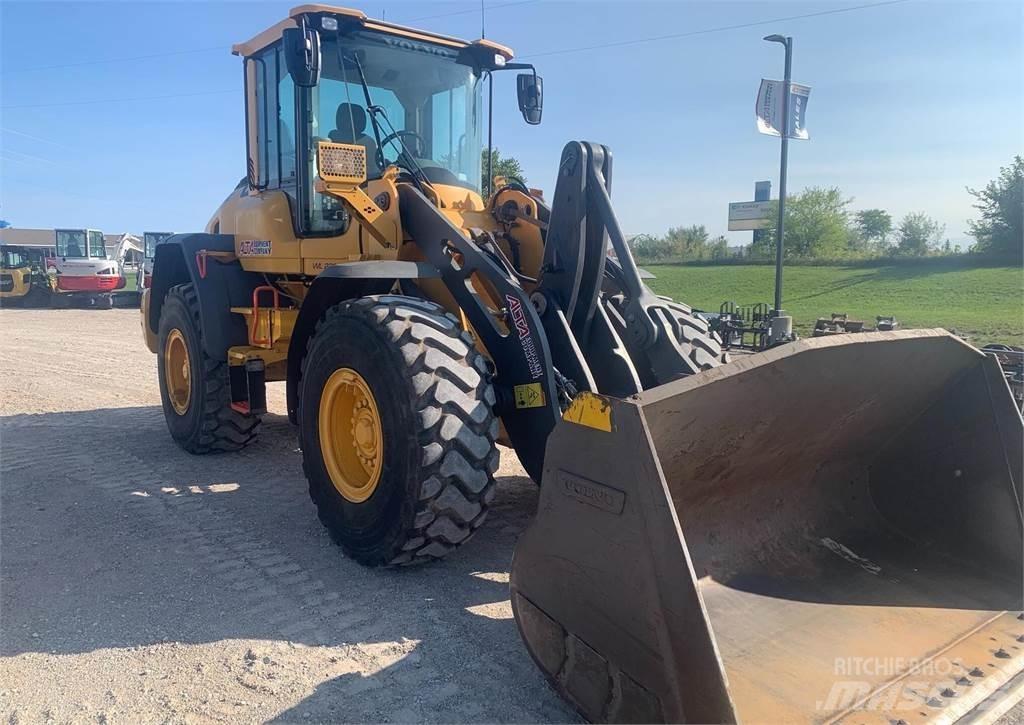 Volvo L90H Фронтальні навантажувачі