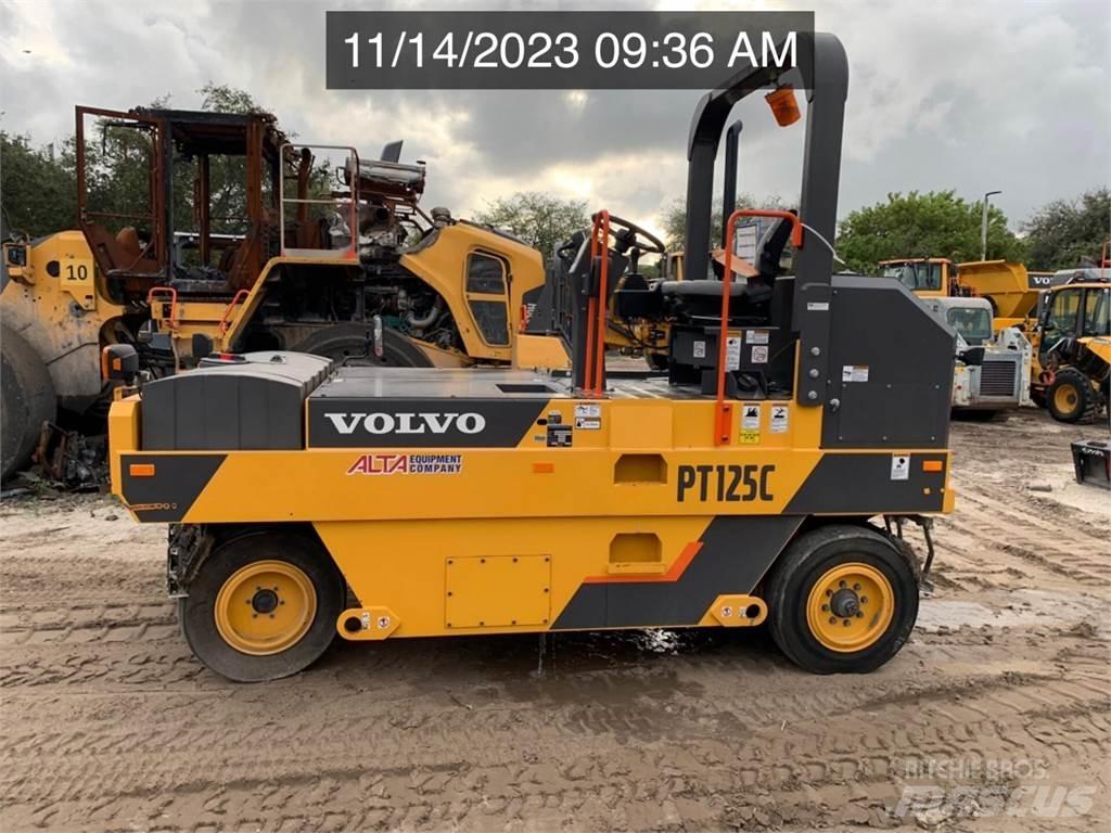 Volvo PT125C Пневматичні катки