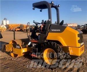 Volvo SD45B Котки тротуарні