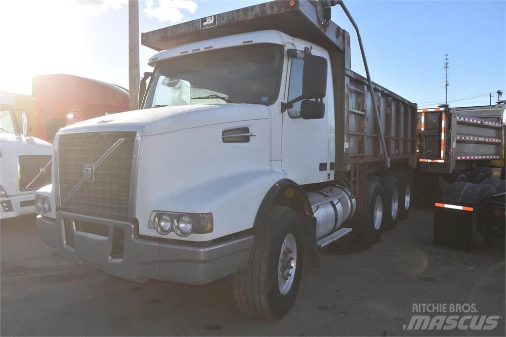 Volvo VHD84B200 Самоскиди