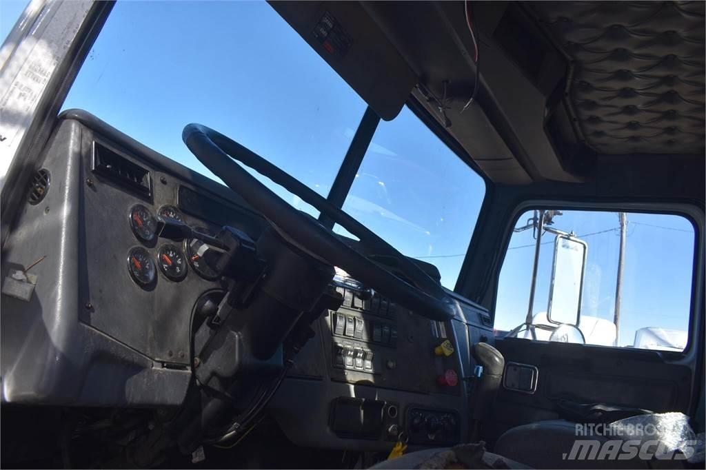 Western Star 4900 Автокрани
