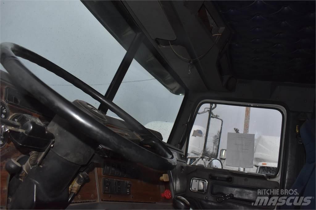 Western Star 4900FA Самоскиди