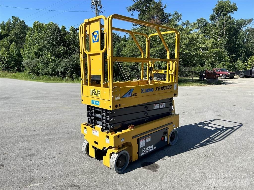 XCMG XG1932DC Підйомники-ножиці