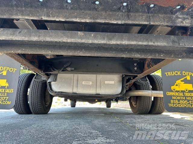 Ford E 450 SD Комбі/Вакуумні вантажівки