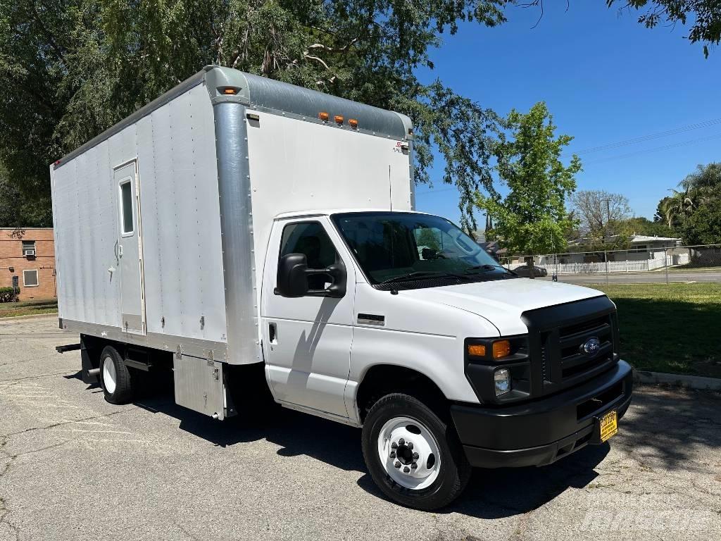 Ford E 450 SD Комбі/Вакуумні вантажівки