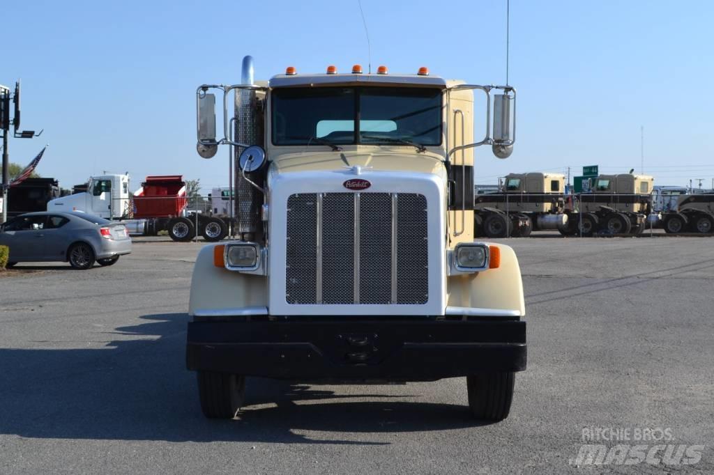 Peterbilt 367 Тягачі