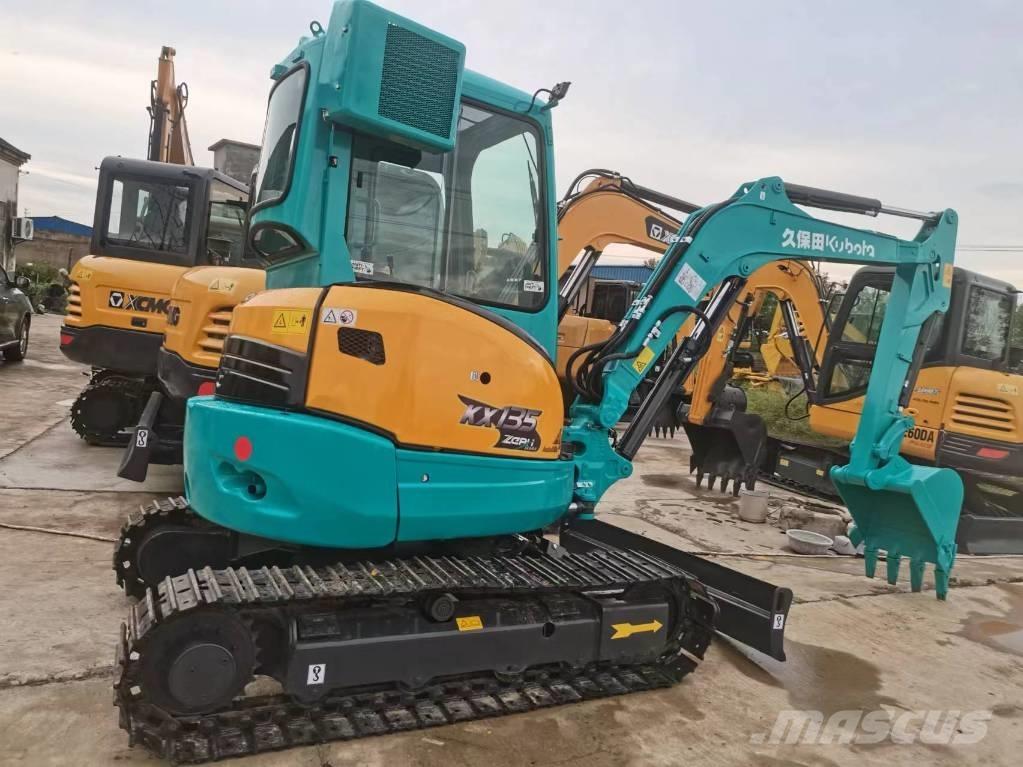 Kubota KX 135 Гусеничні екскаватори