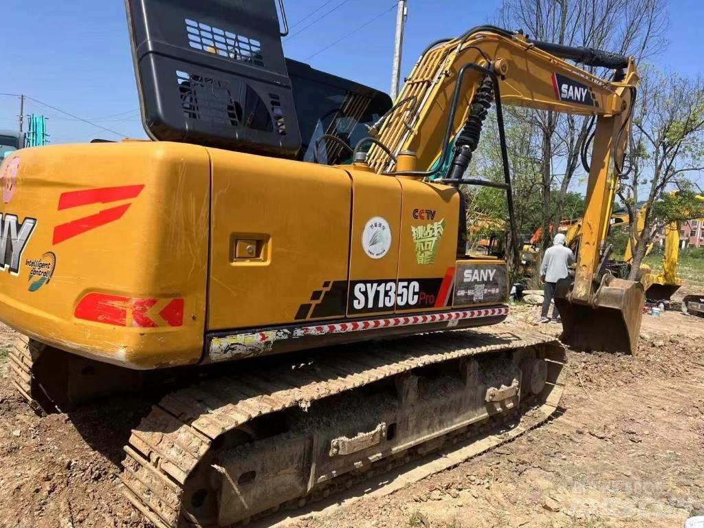 Sany SY 135 Гусеничні екскаватори