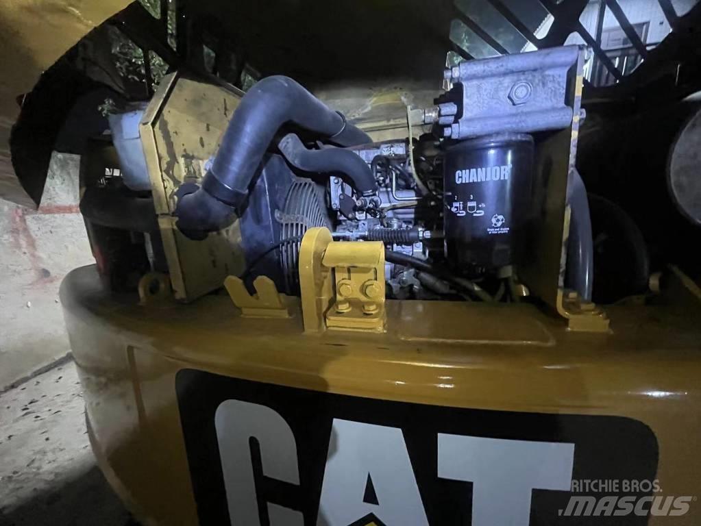 CAT 307 D Гусеничні екскаватори