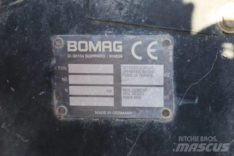 Bomag BW 225 D-3 Котки тротуарні