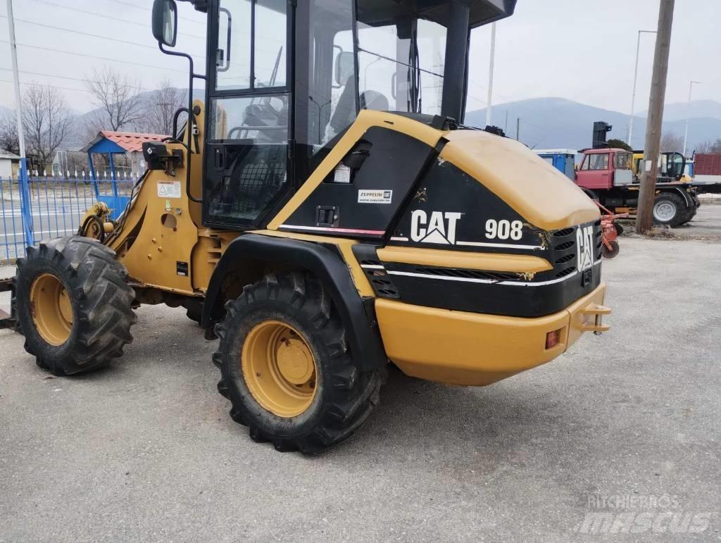 CAT 908 Фронтальні навантажувачі