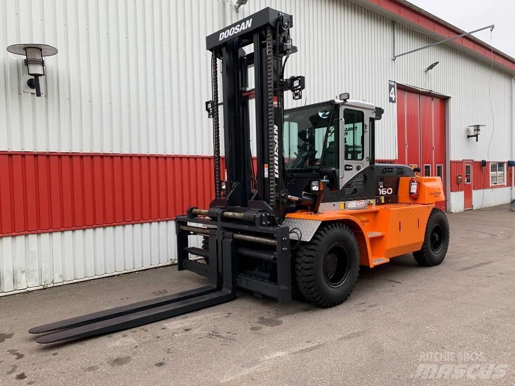 Doosan D160S-7 Дизельні навантажувачі