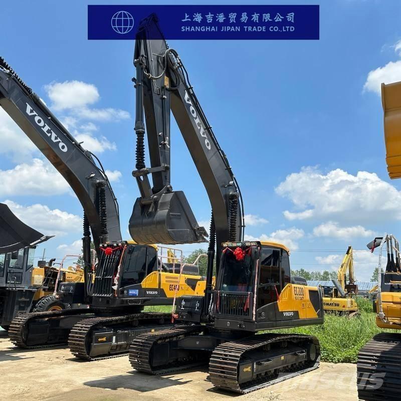 Volvo EC 220 Гусеничні екскаватори