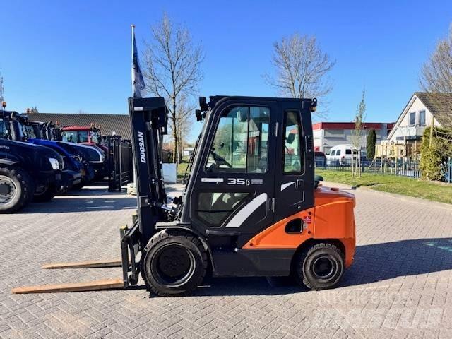 Doosan D35c Pro-7 Дизельні навантажувачі