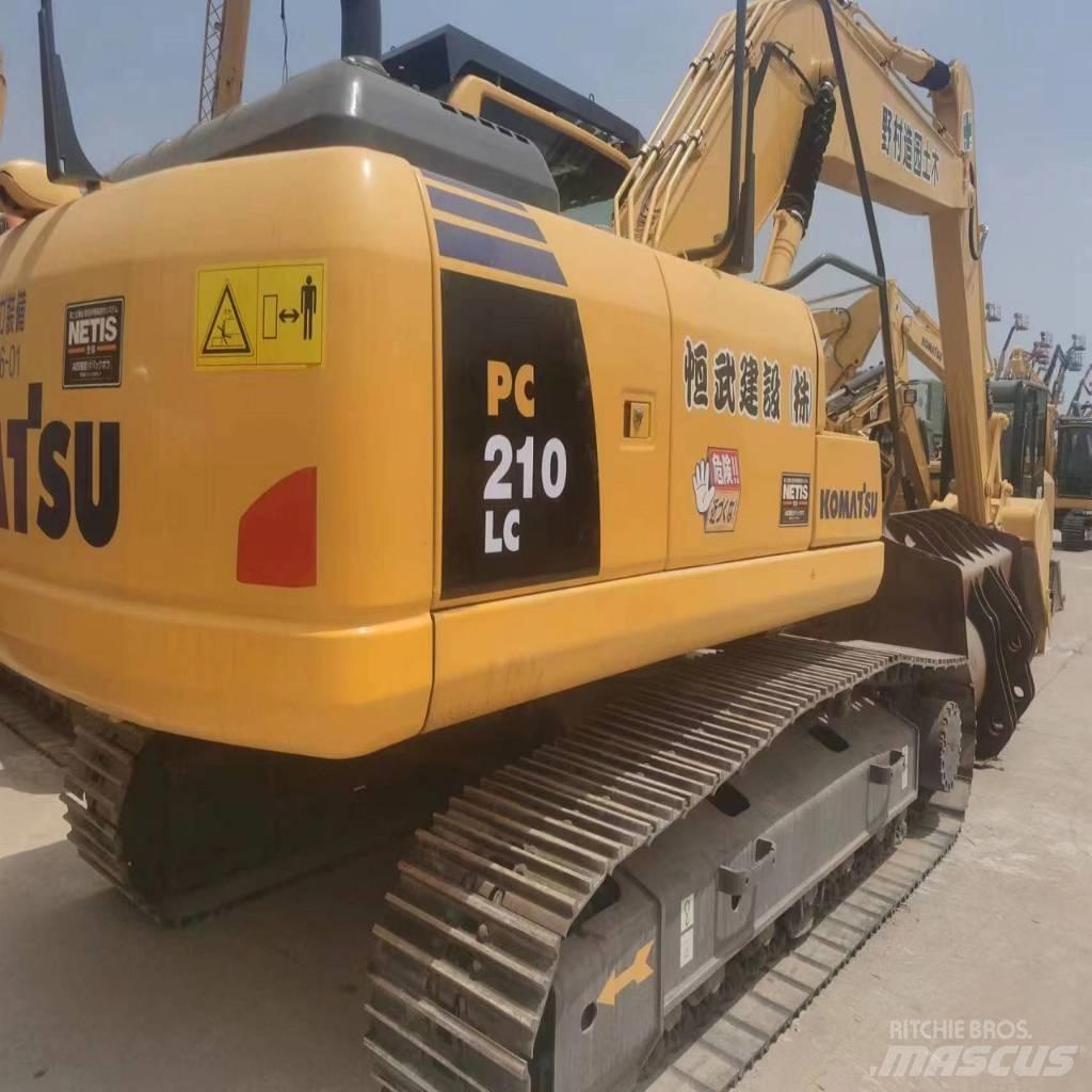Komatsu PC 210 LC Гусеничні екскаватори