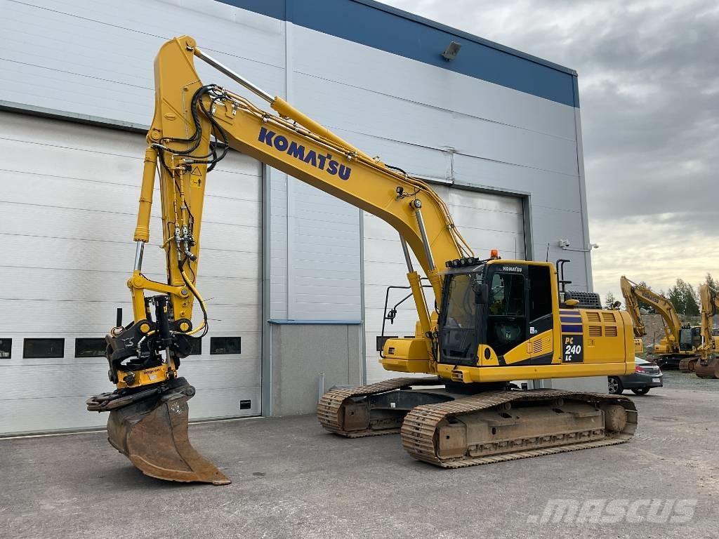 Komatsu PC240LC-11 Гусеничні екскаватори