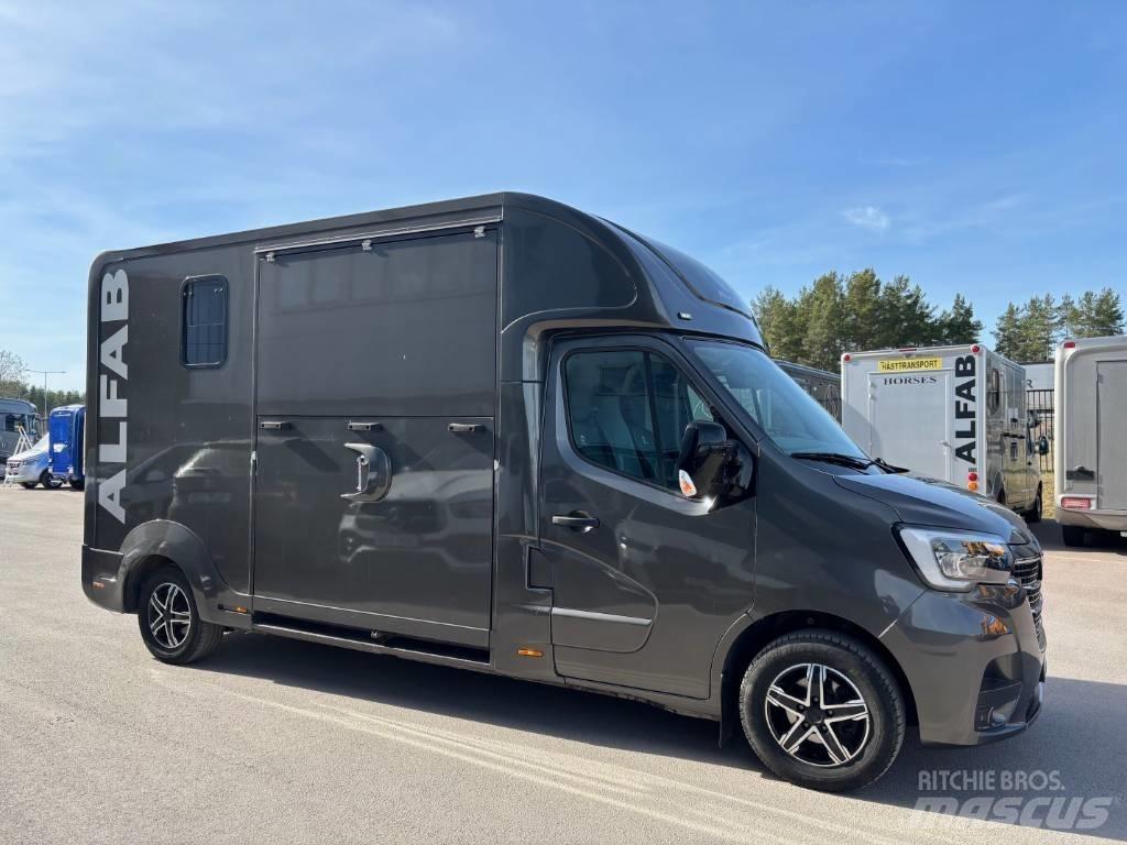 Renault Master Автотранспорт для перевезення тварин