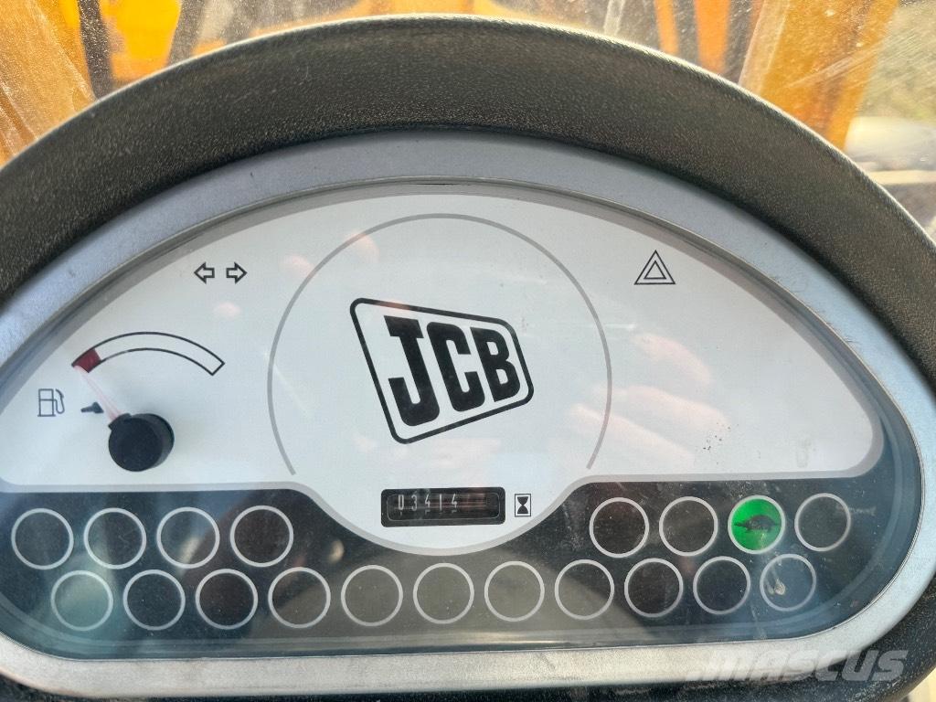 JCB 406 Фронтальні навантажувачі