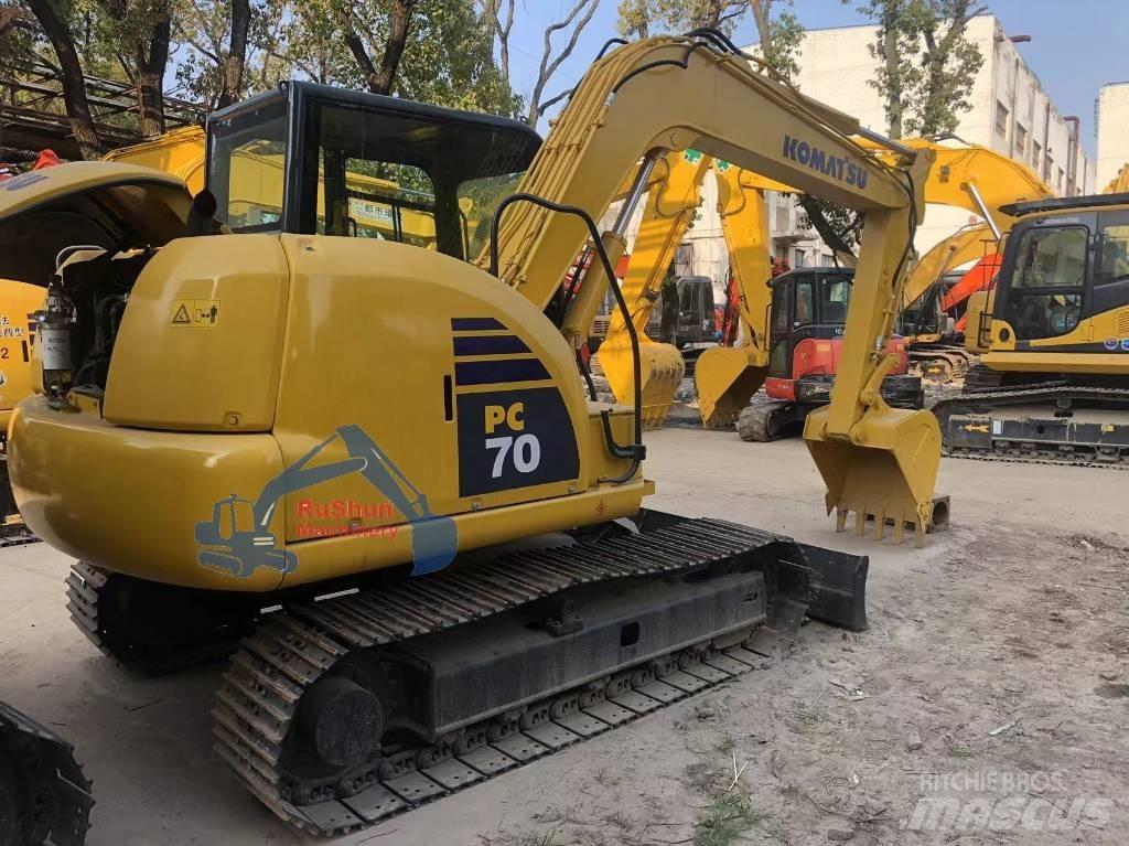 Komatsu PC70-8 Гусеничні екскаватори