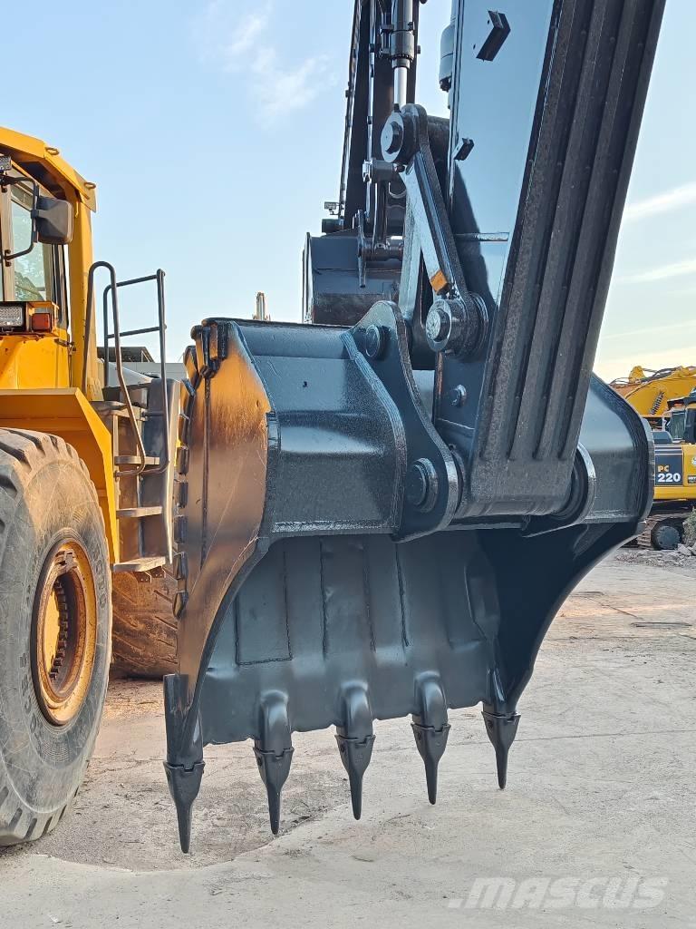 Volvo EC350DL Гусеничні екскаватори